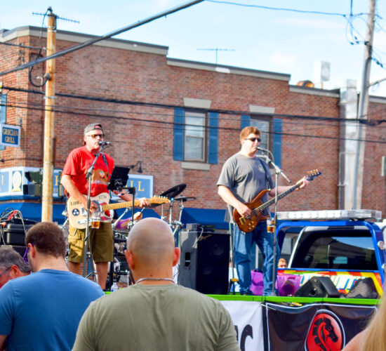 music on main